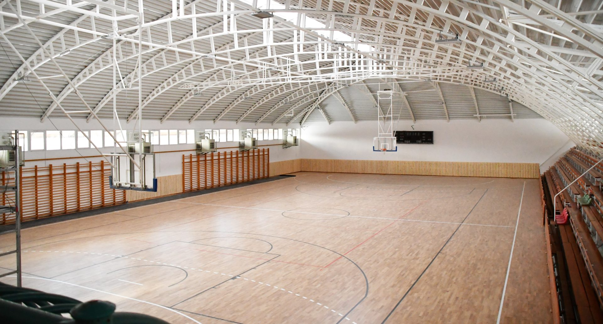 The sports hall of the high school in Piliscsaba has been modernized